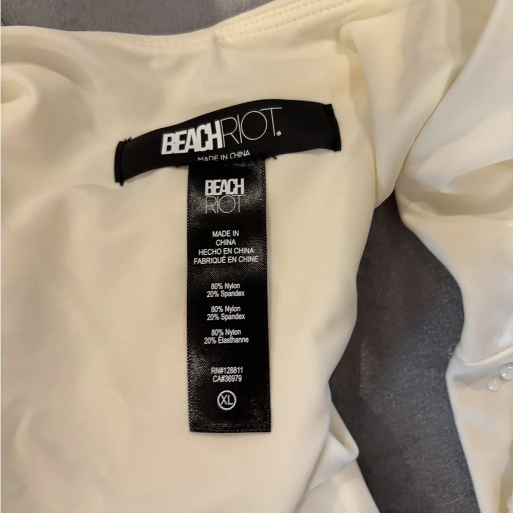 Beach Riot White Bikini Bottom - Picture 7 of 7